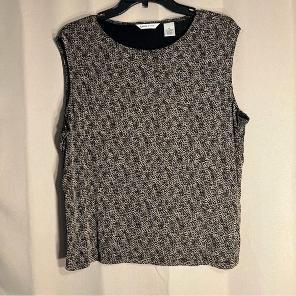 Laura Ashley XL Sleeveless Tan, Black & Brown Circle Design All Over Blouse